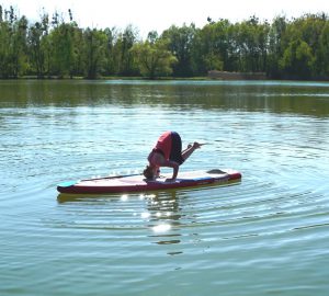 Stand Up Paddling als schwimmende Yogamatte