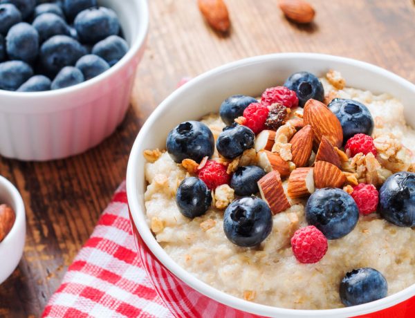 Gesund in den Tag starten dank deinem Protein Porridge